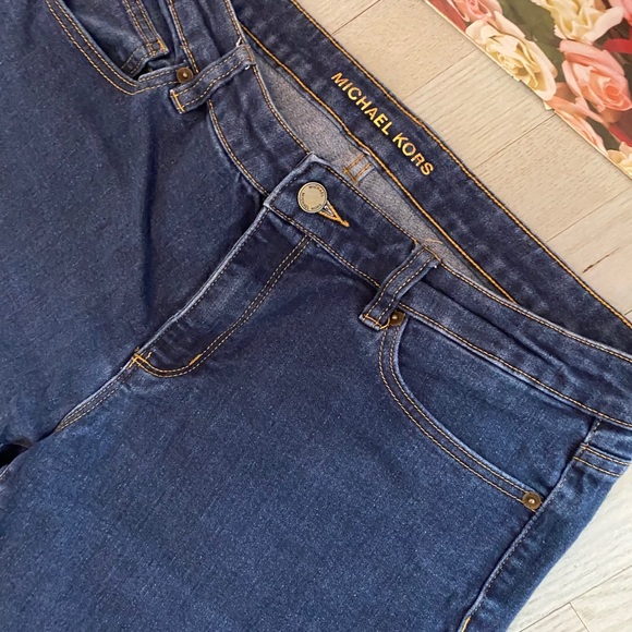 🌺Michael Kors jeans🌺 - Picture 2 of 3